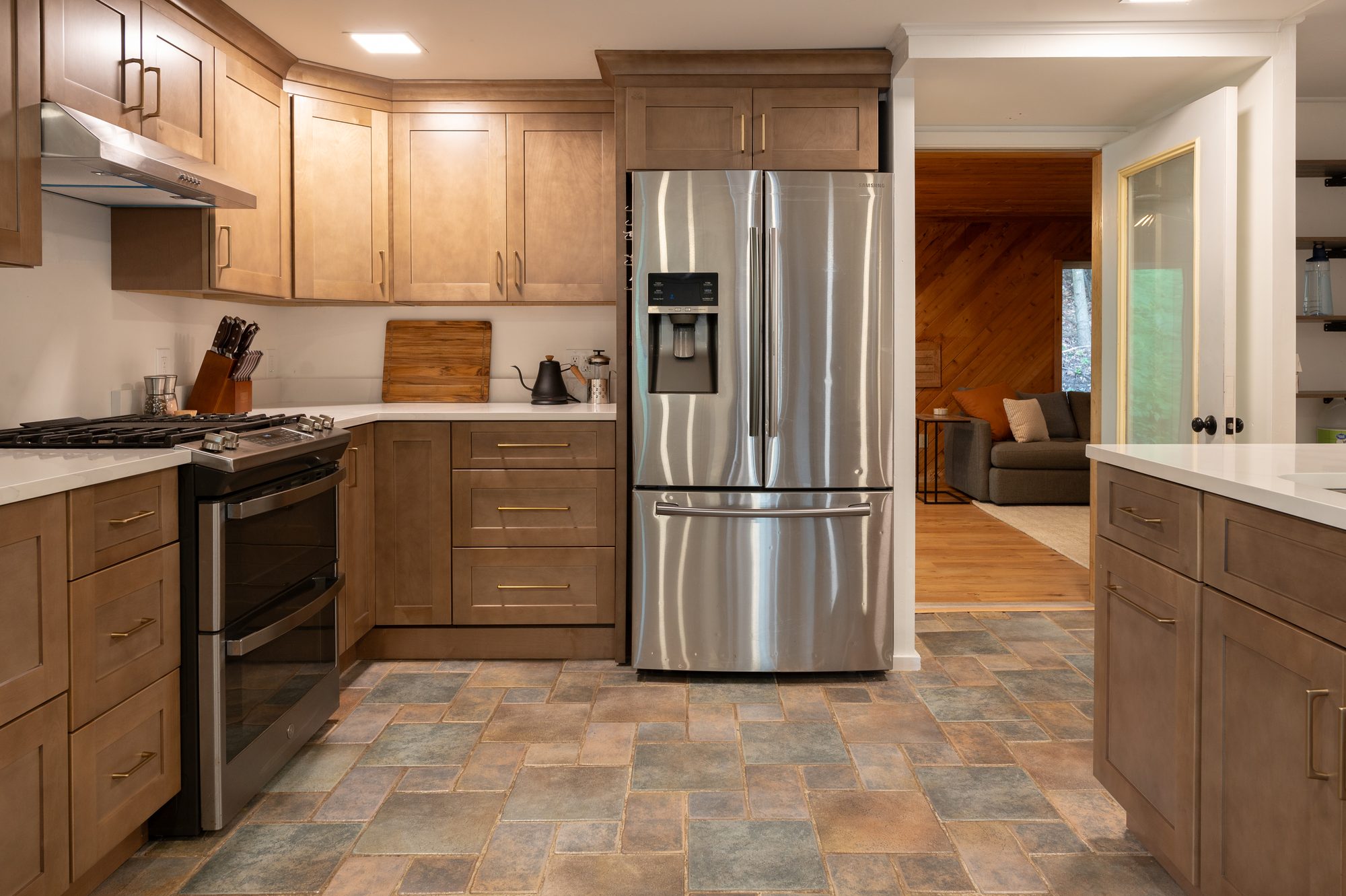 Renovated chef's kitchen
